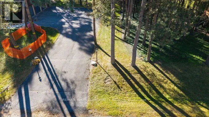 34B CYNTHIA CRESCENT