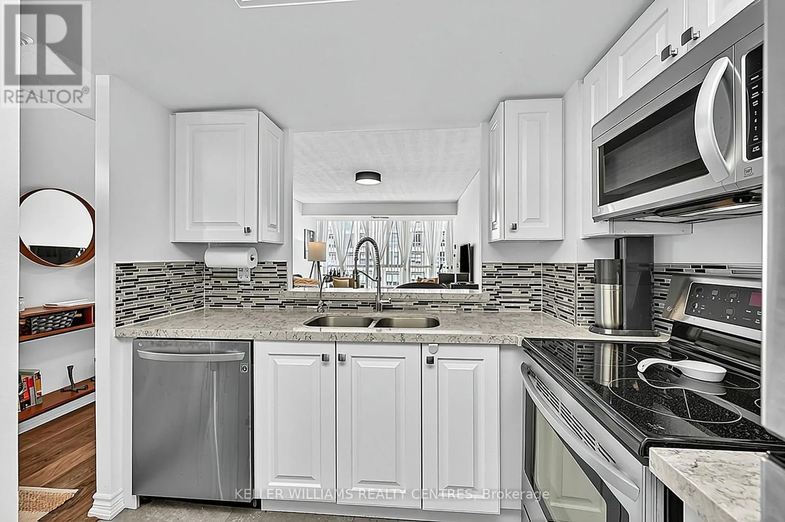 408 - 270 DAVIS DRIVE