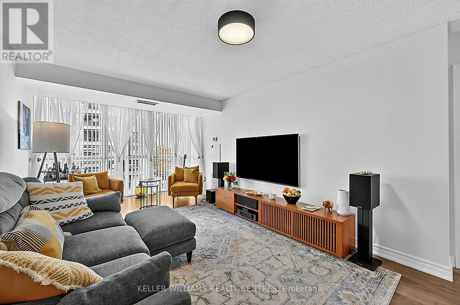 408 - 270 DAVIS DRIVE