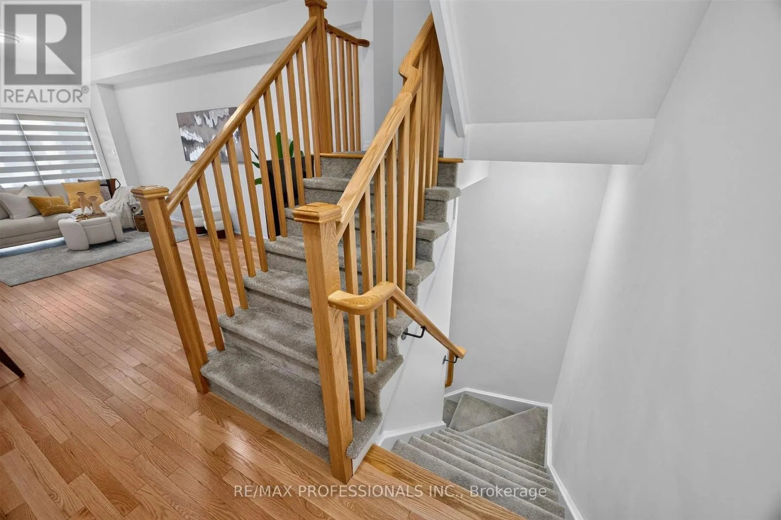 5 DELANO WAY