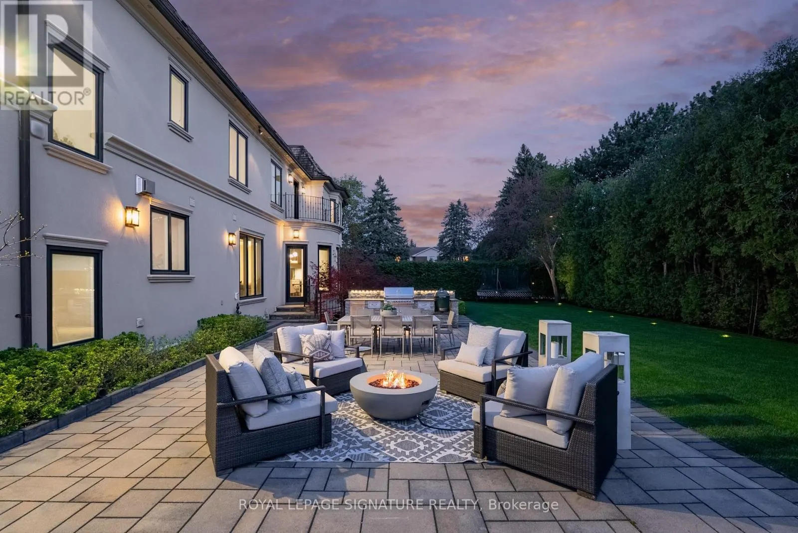 2 SPIREA COURT