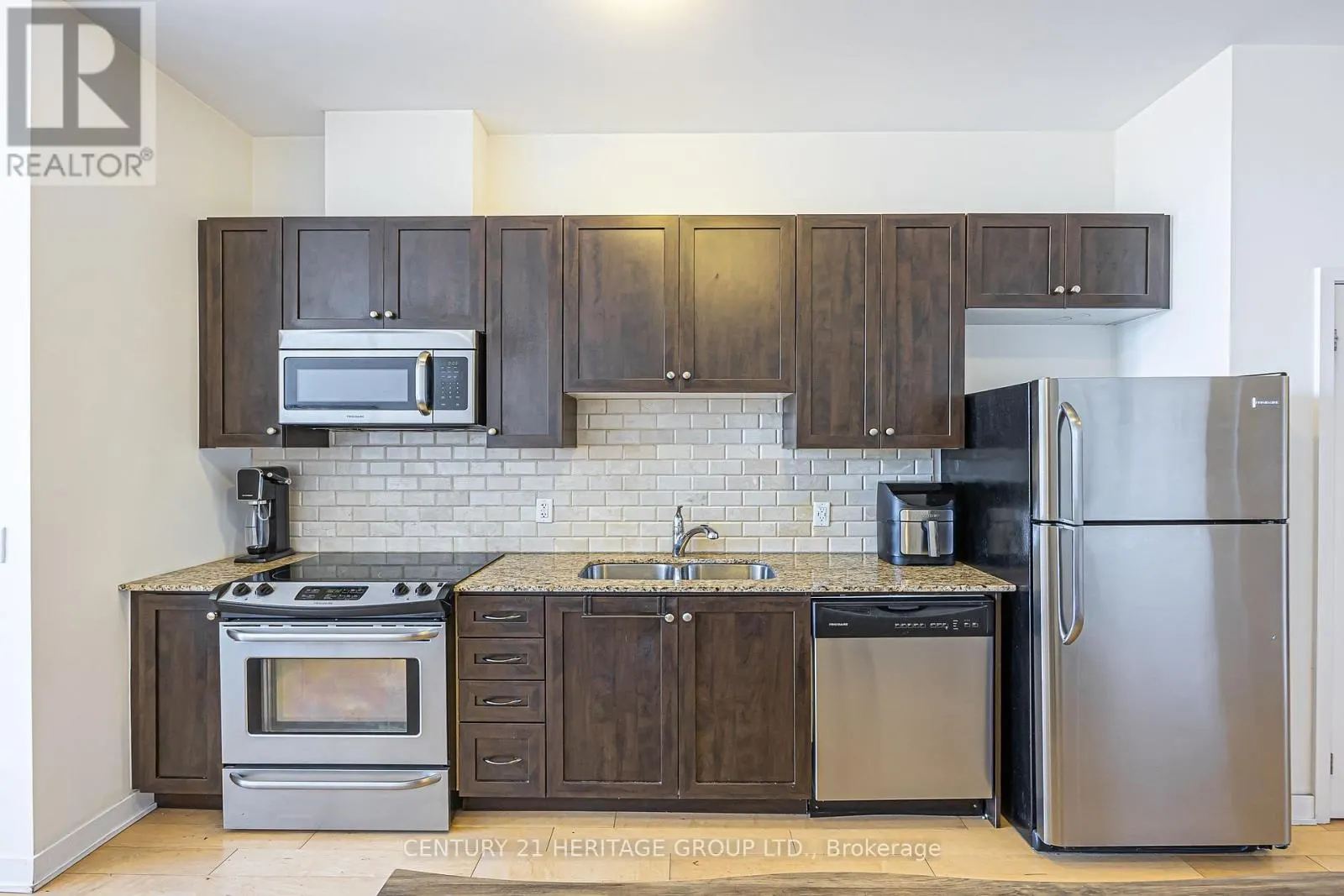 507 - 10376 YONGE STREET