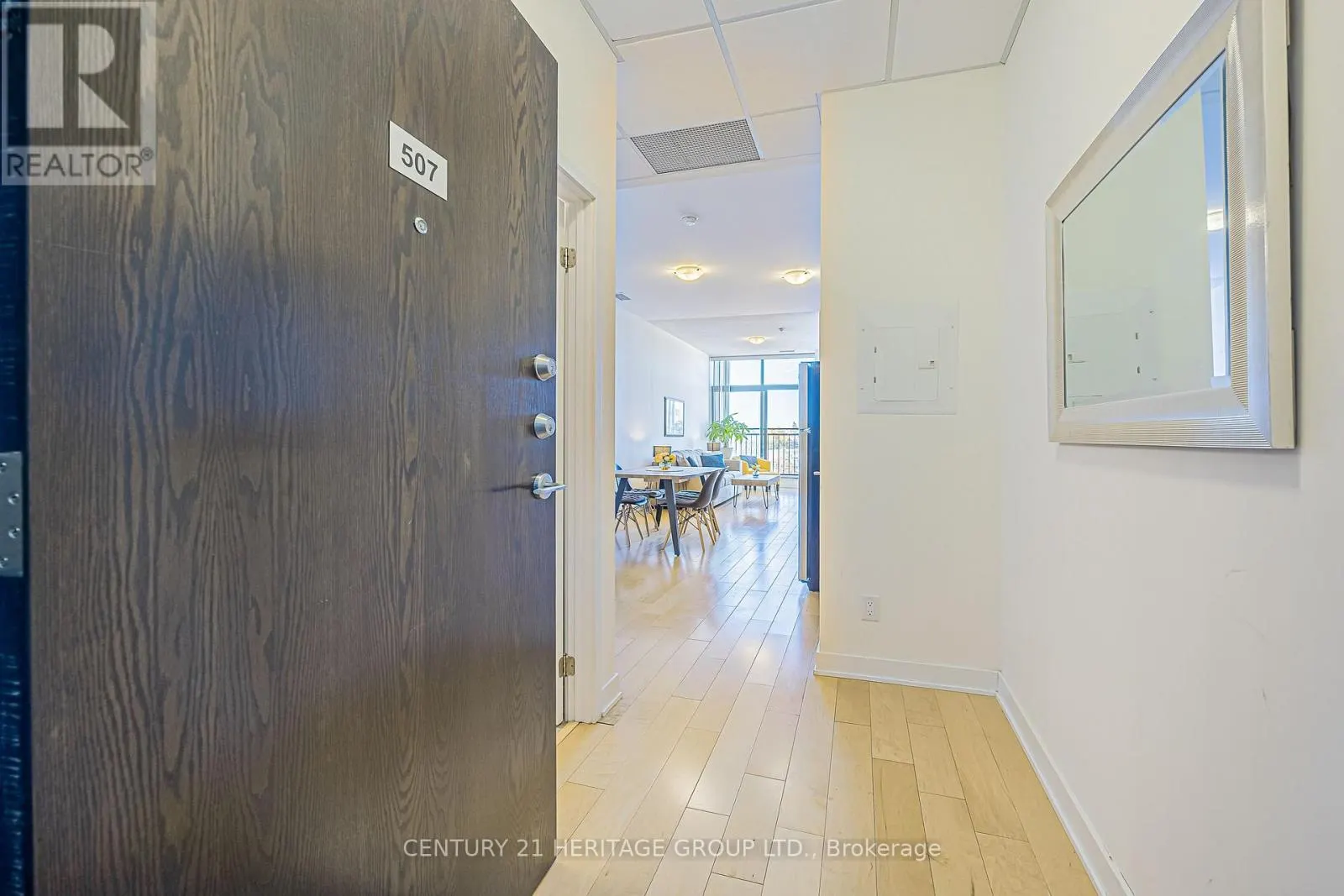 507 - 10376 YONGE STREET