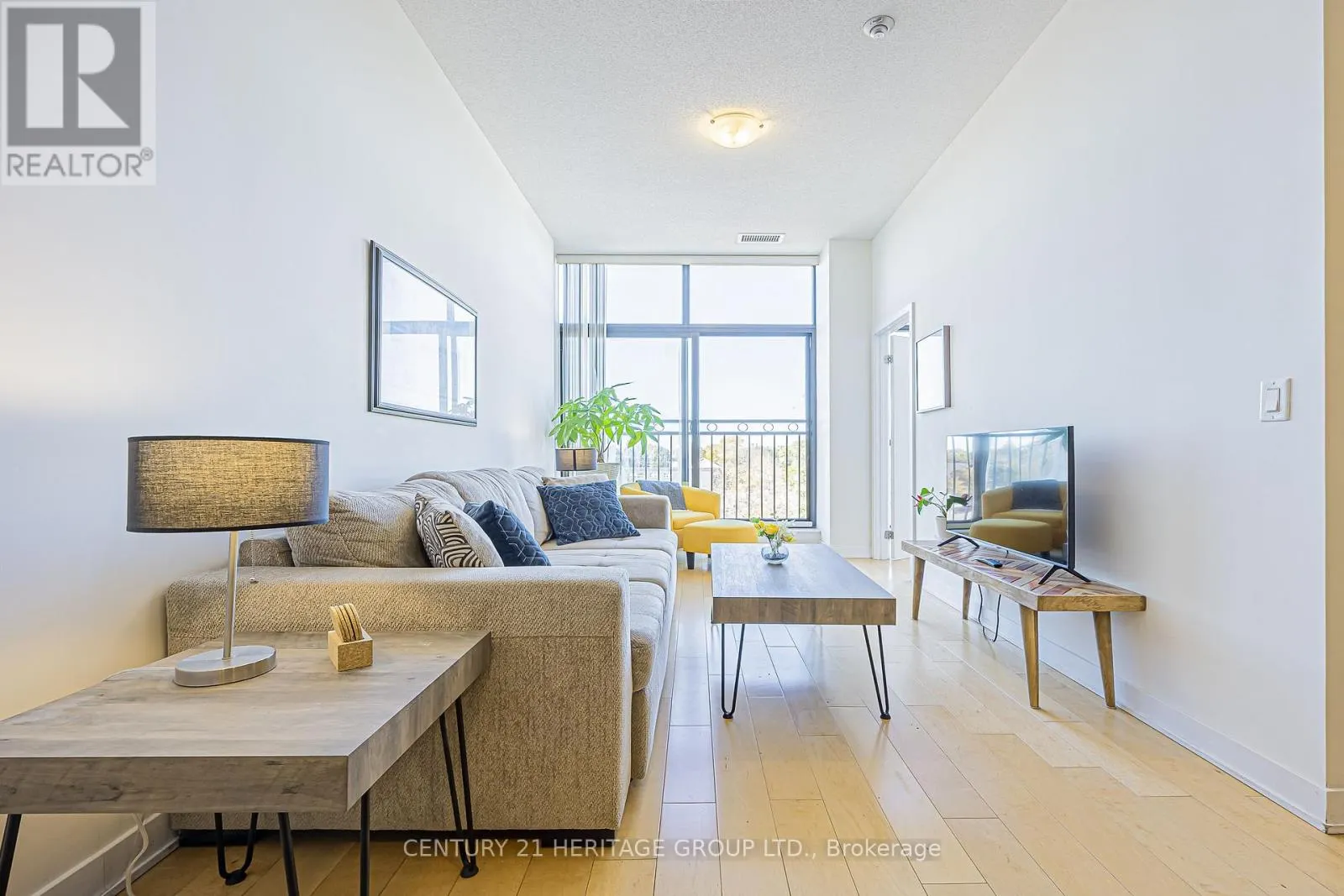 507 - 10376 YONGE STREET
