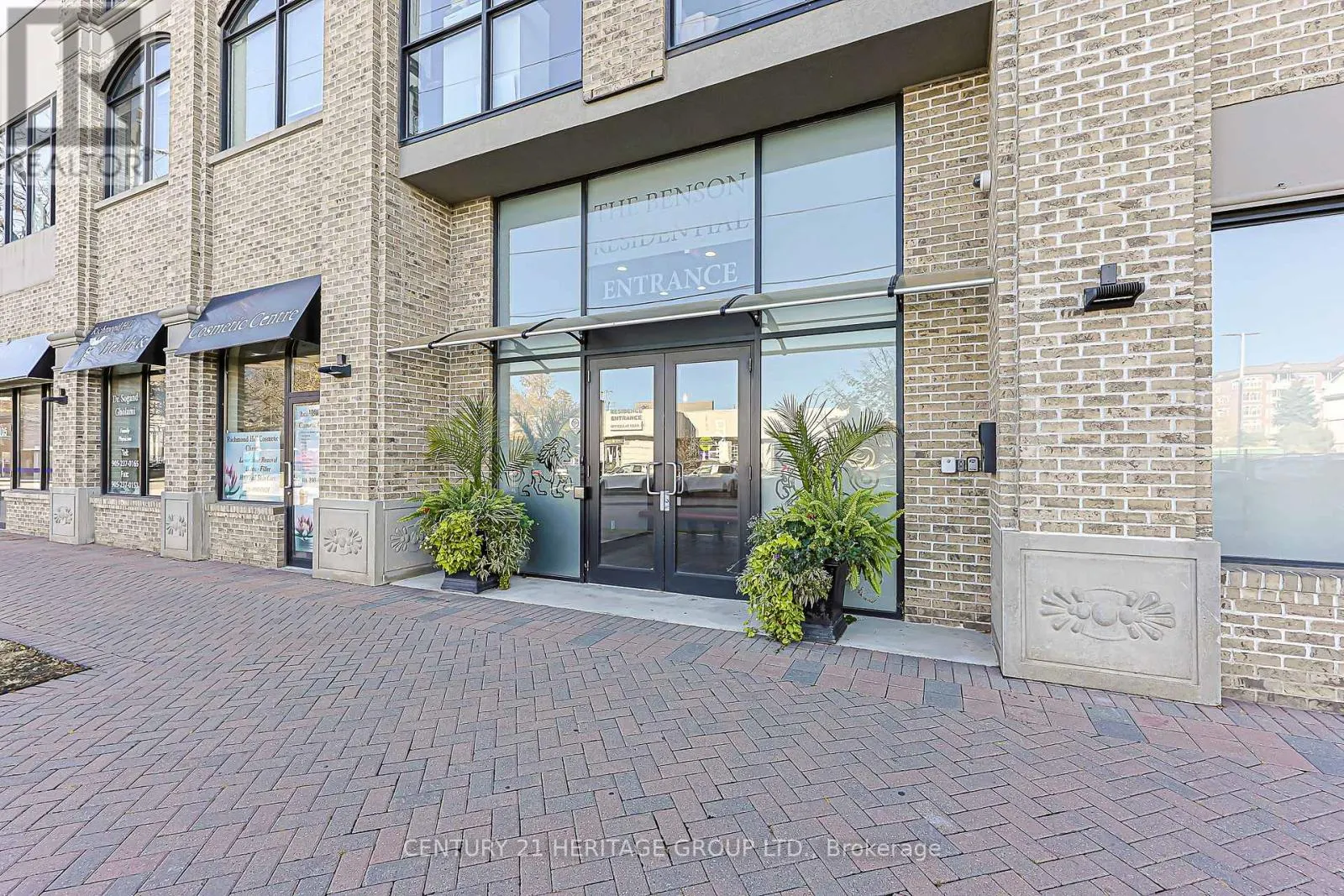 507 - 10376 YONGE STREET