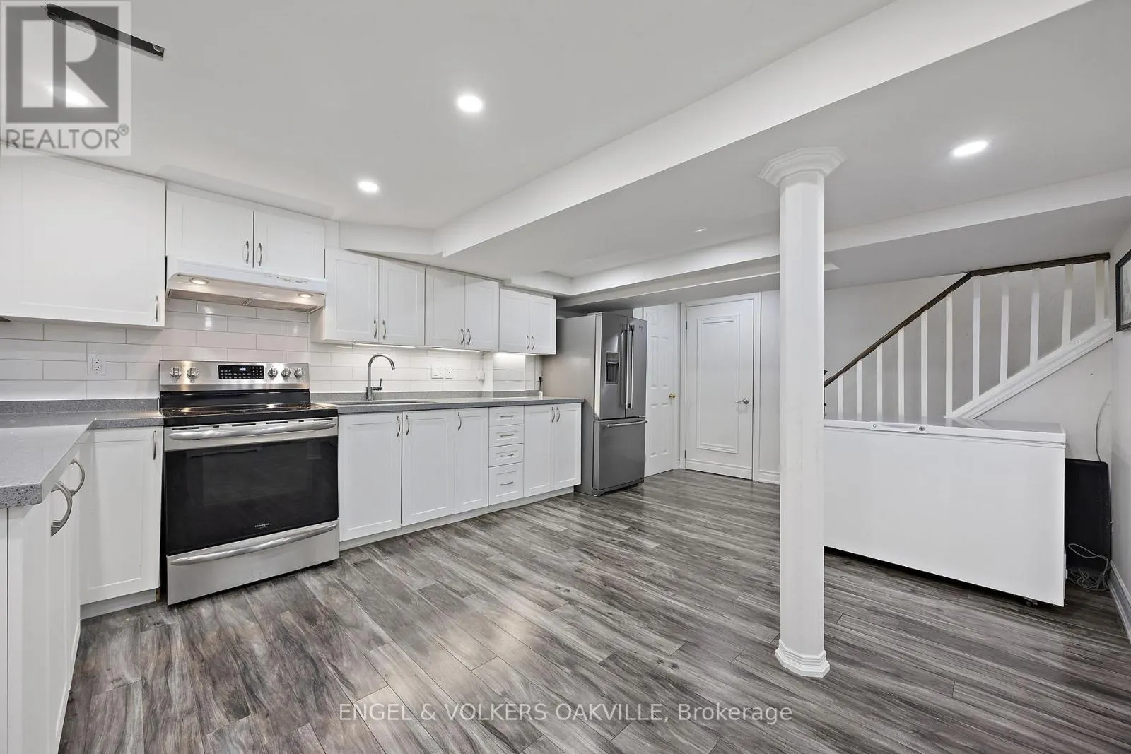 10 CRIEFF AVENUE