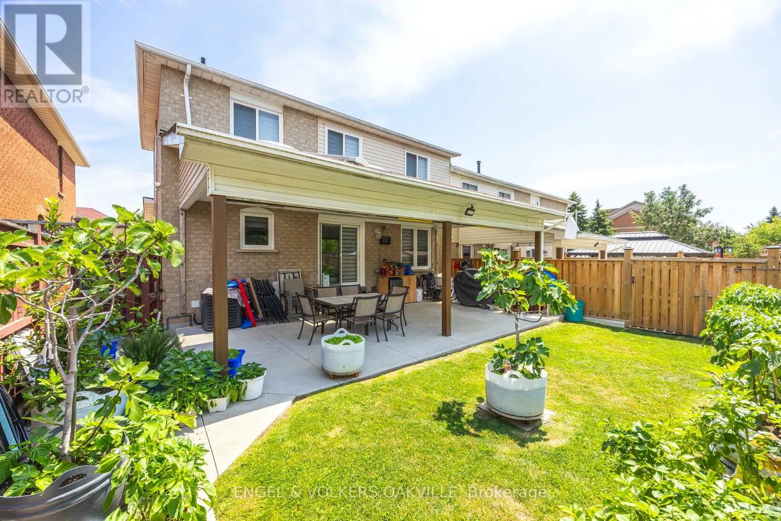 10 CRIEFF AVENUE