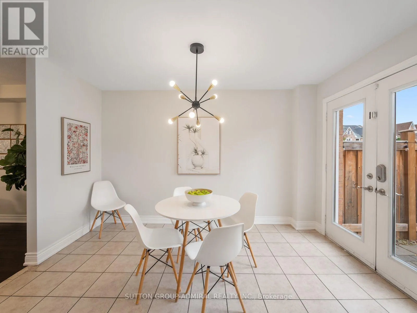 5 MELIA LANE