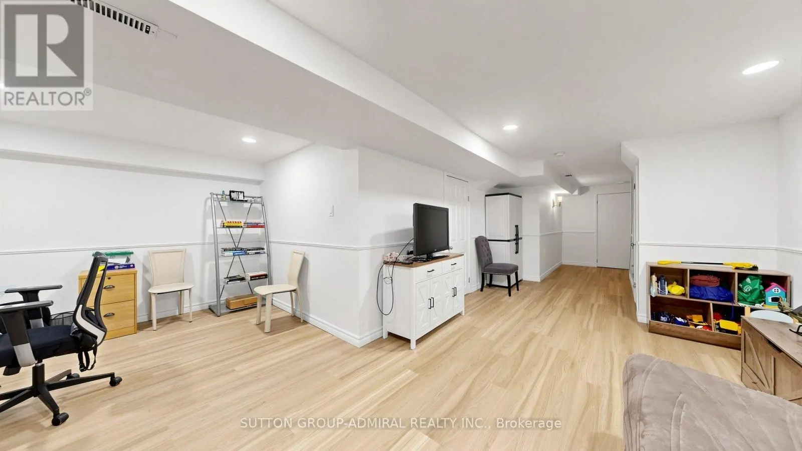 59 - 11 PLAISANCE ROAD