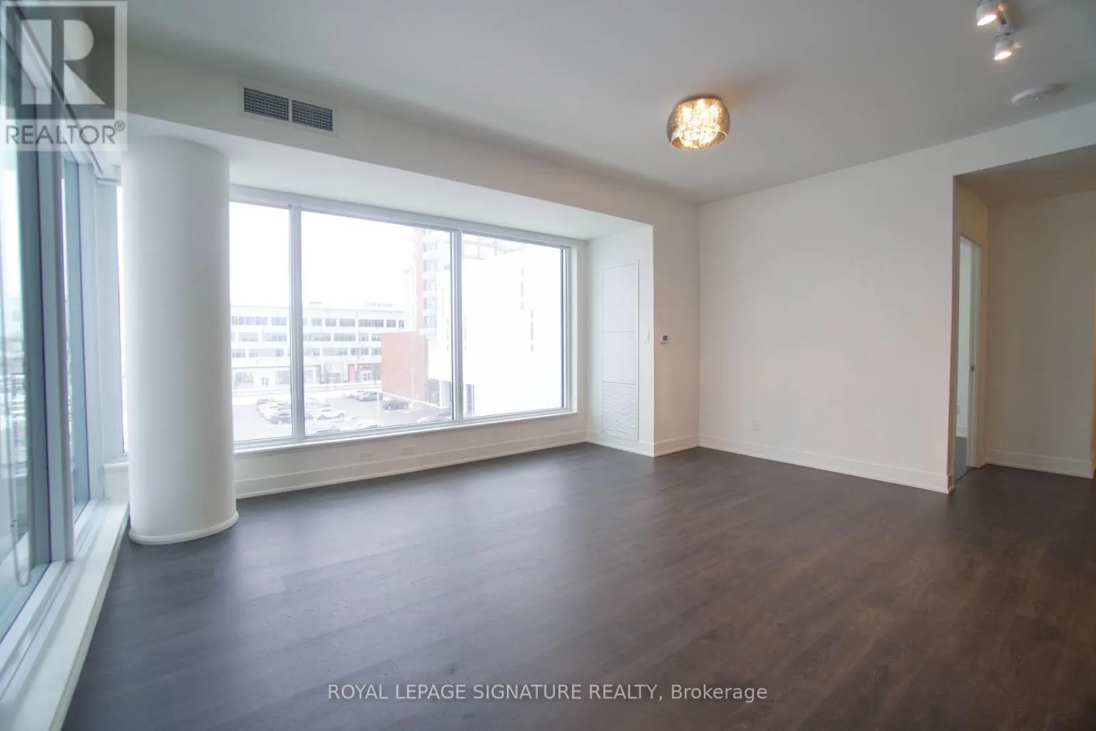414 - 38 ANDRE DE GRASSE STREET