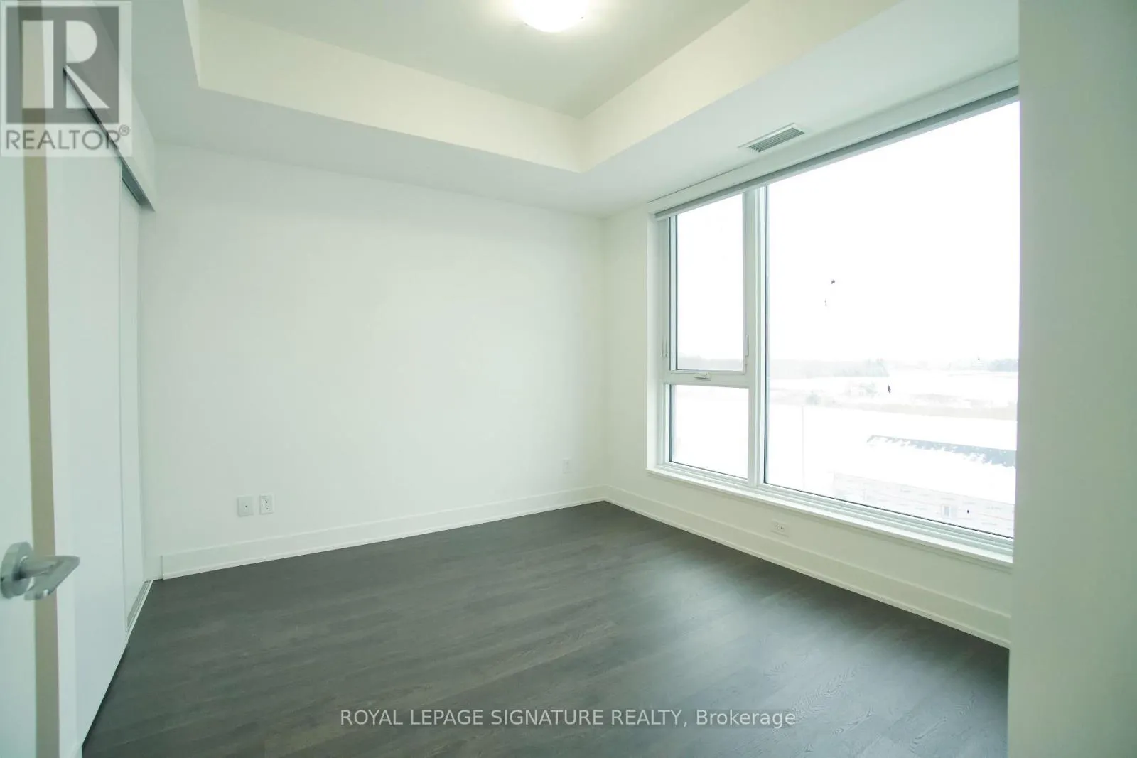 414 - 38 ANDRE DE GRASSE STREET