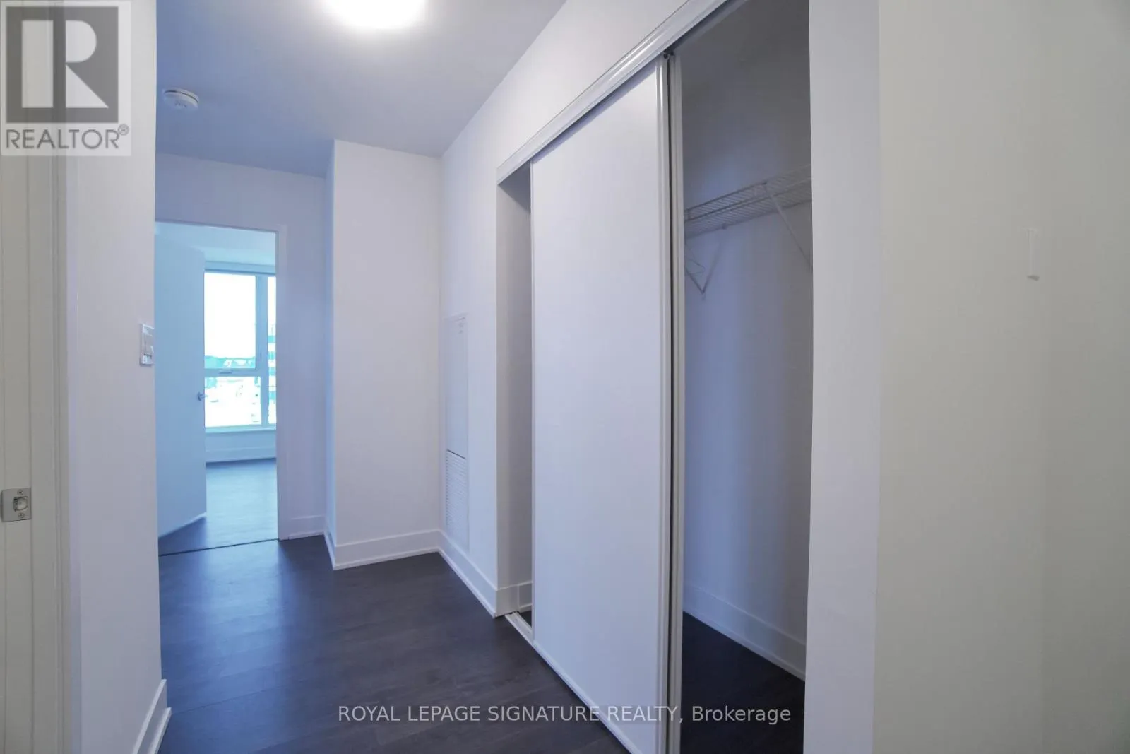 414 - 38 ANDRE DE GRASSE STREET