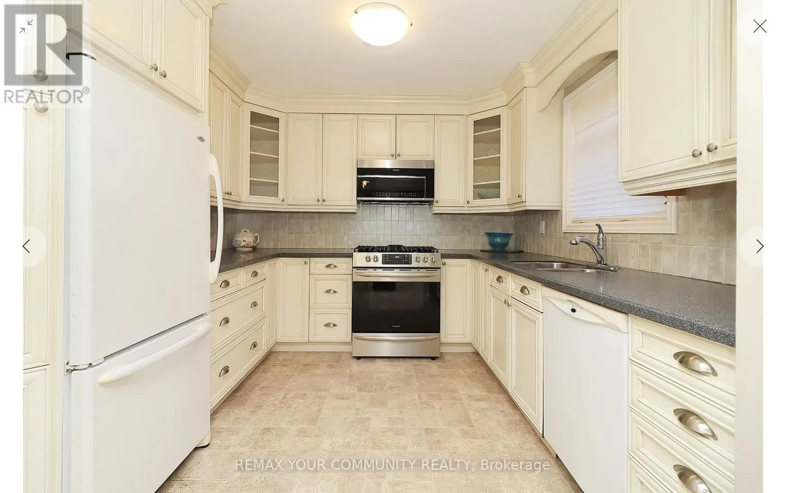161 BILLINGS CRESCENT