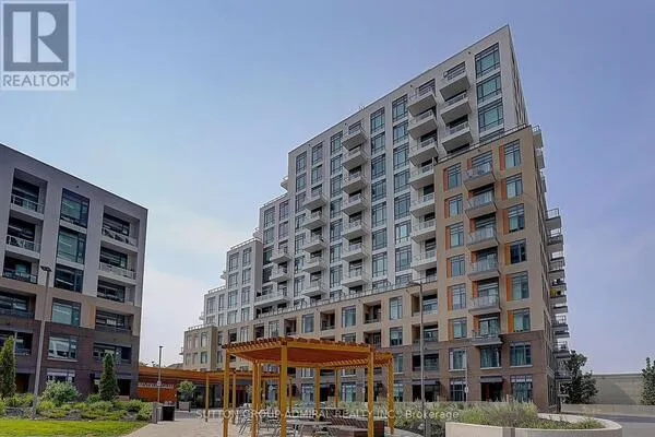 712 - 8 BEVERLEY GLEN BOULEVARD