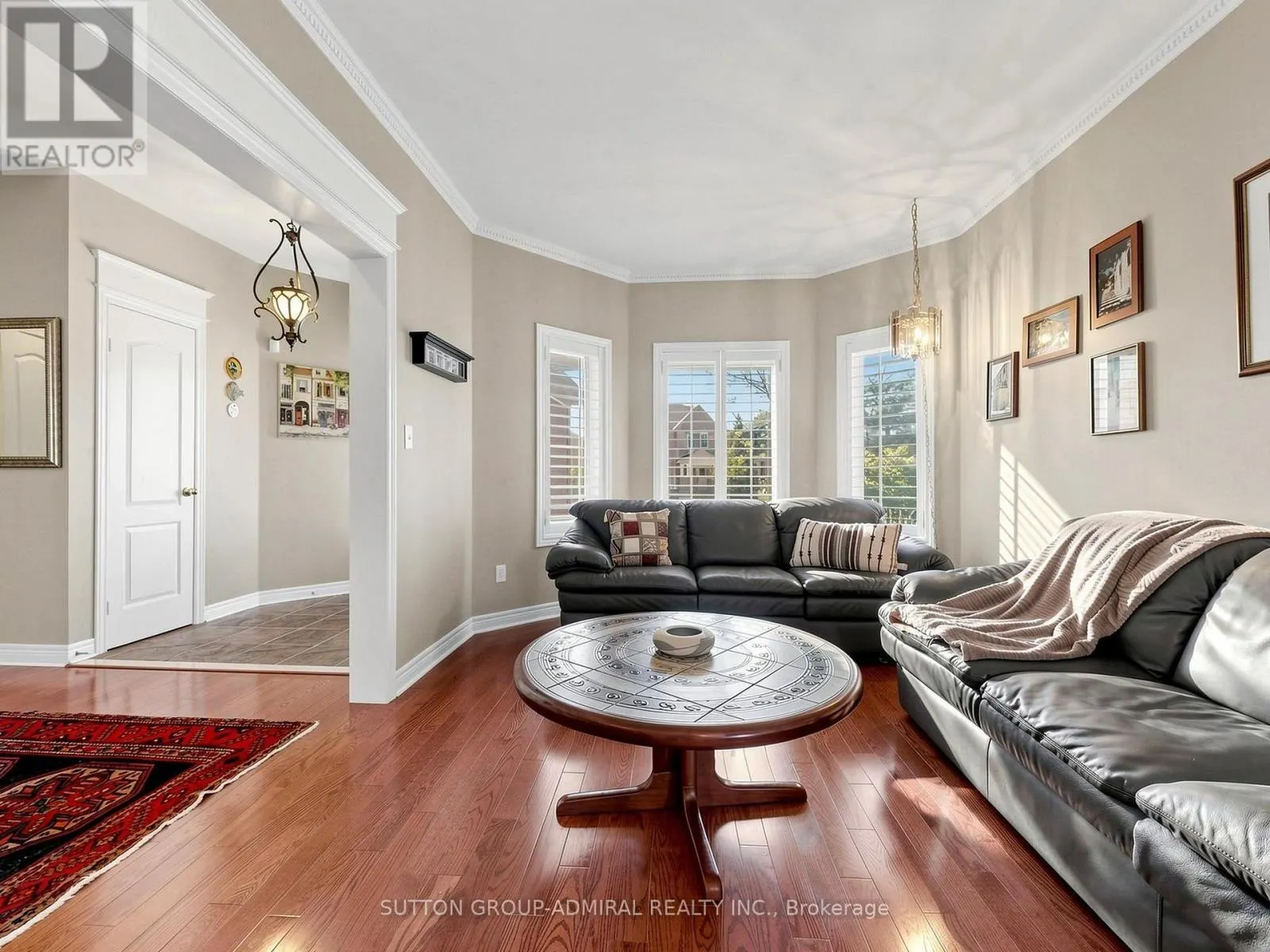 22 CANYON HILL AVENUE