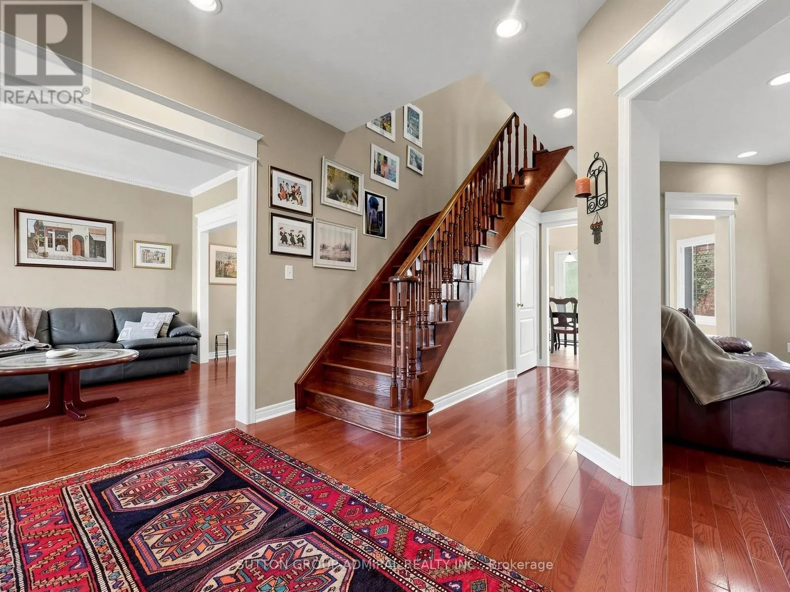 22 CANYON HILL AVENUE