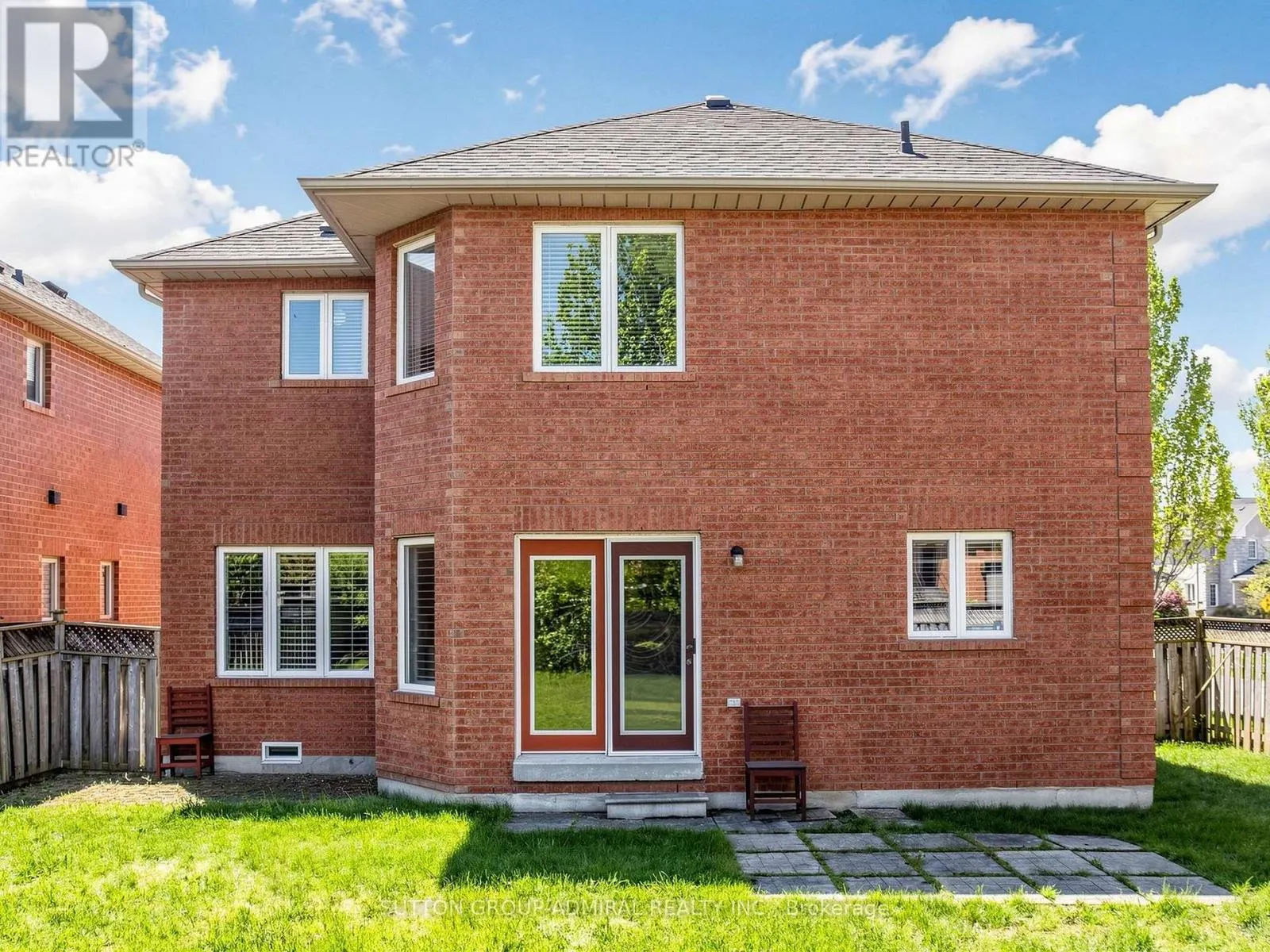 22 CANYON HILL AVENUE
