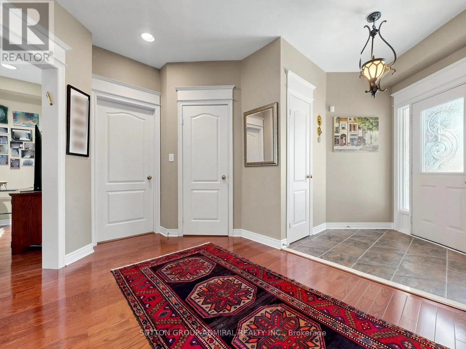 22 CANYON HILL AVENUE