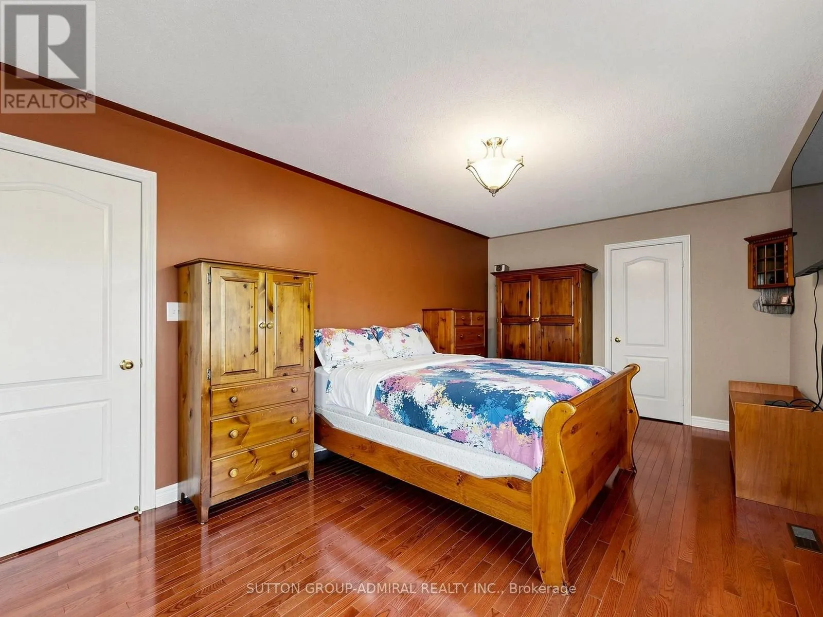 22 CANYON HILL AVENUE