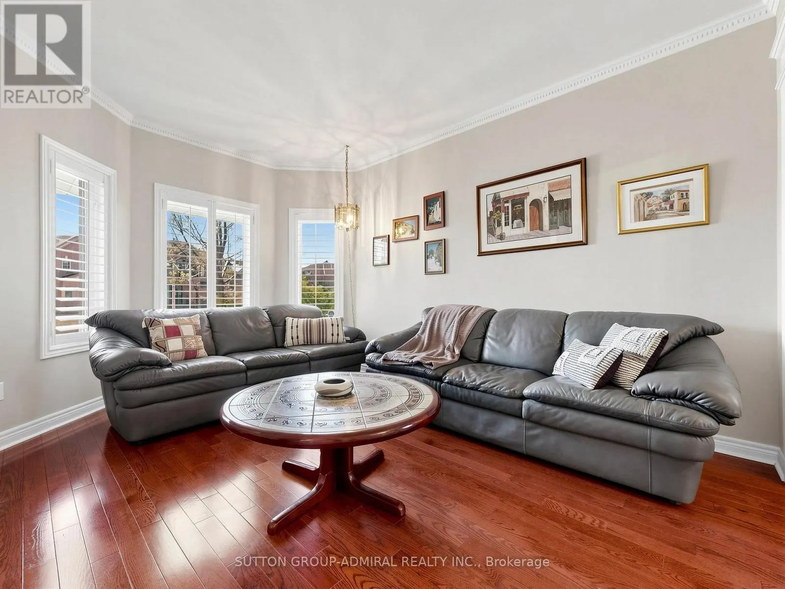 22 CANYON HILL AVENUE