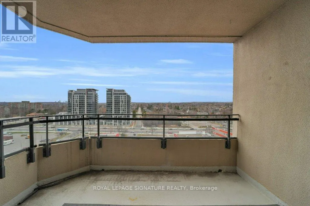 1404 - 22 CLARISSA DRIVE