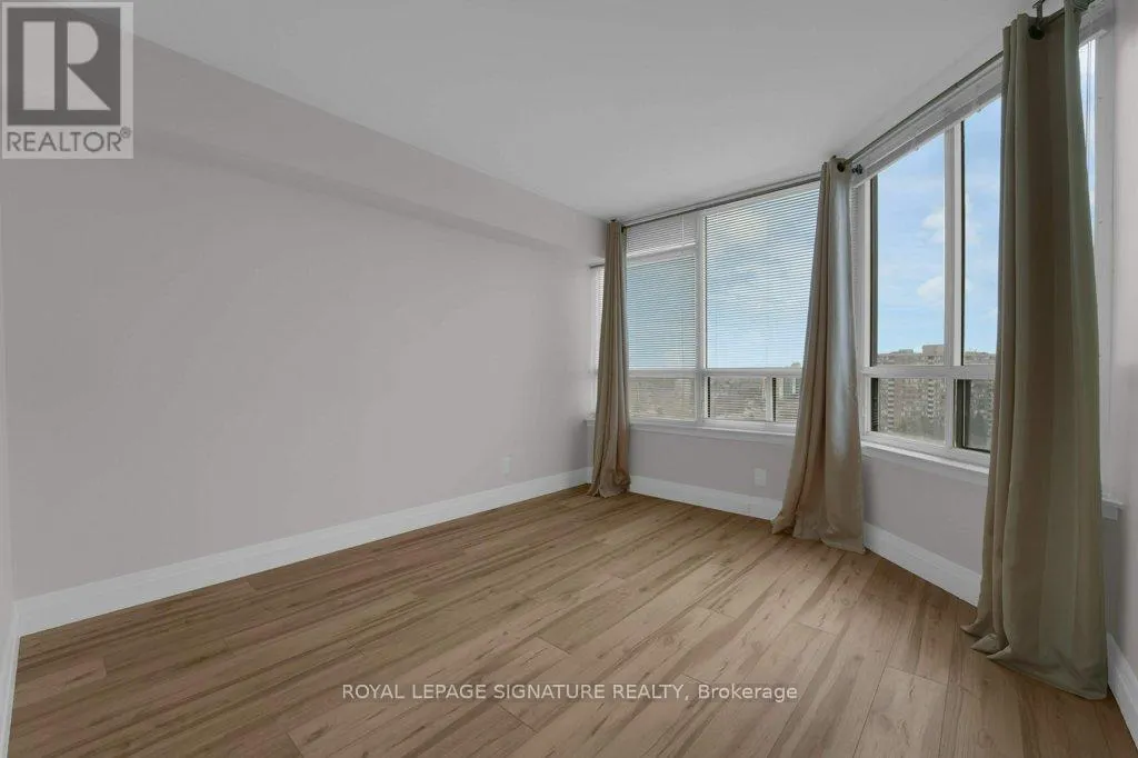 1404 - 22 CLARISSA DRIVE