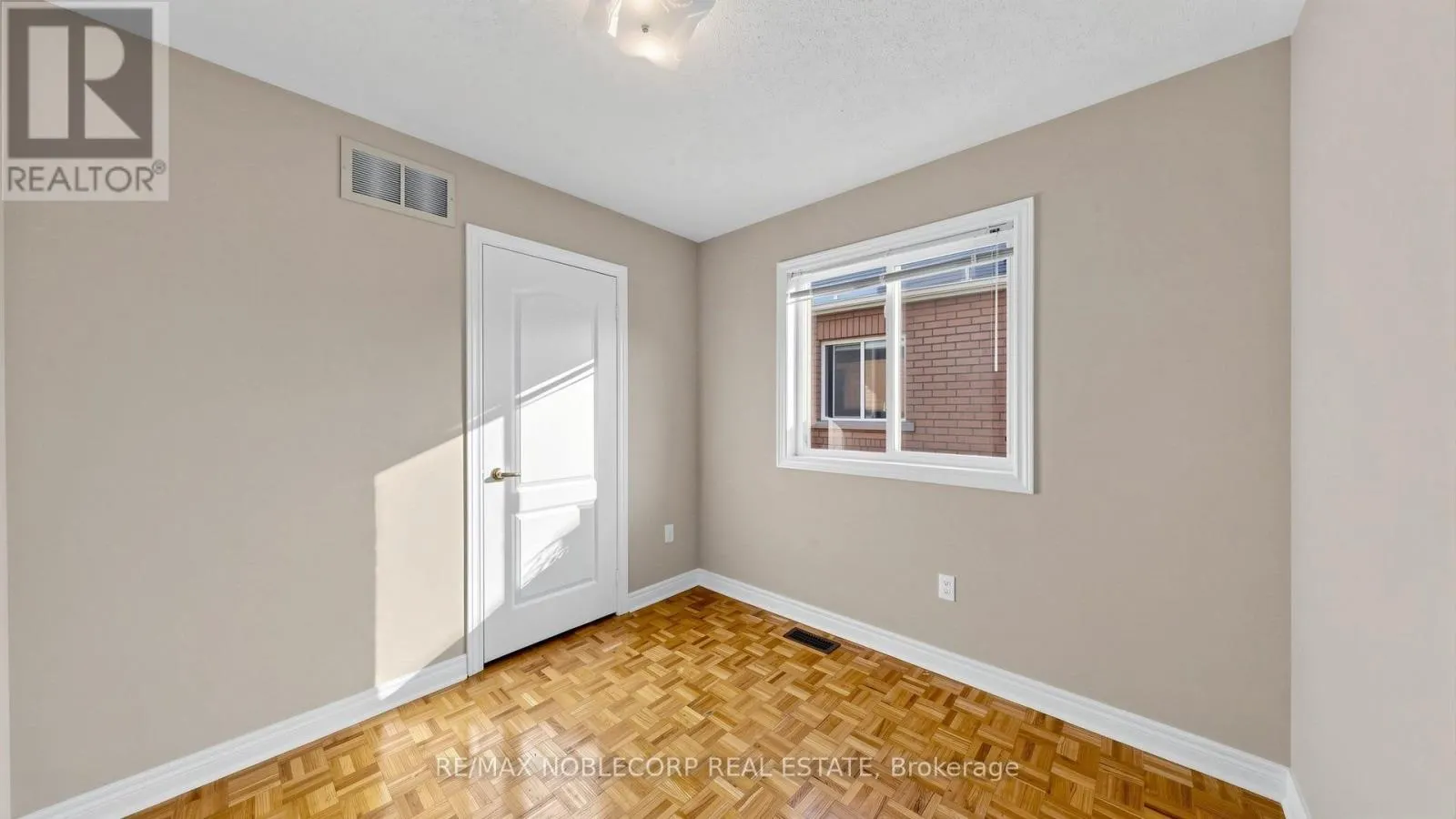 48 ED QUIGG WAY
