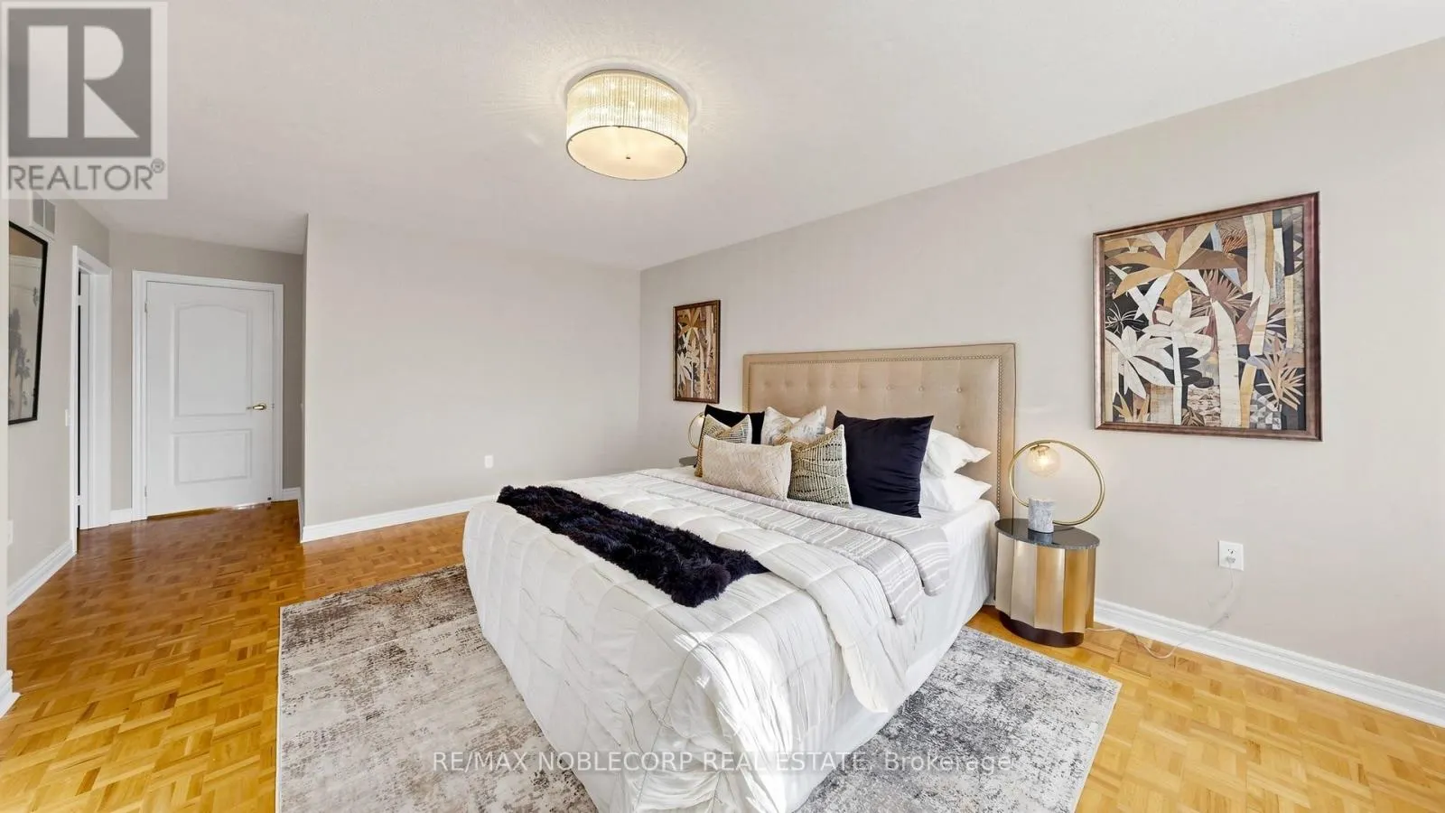 48 ED QUIGG WAY