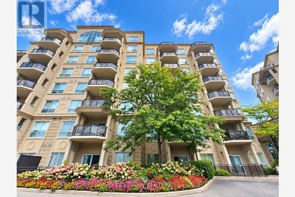512 - 8 MAISON PARC COURT
