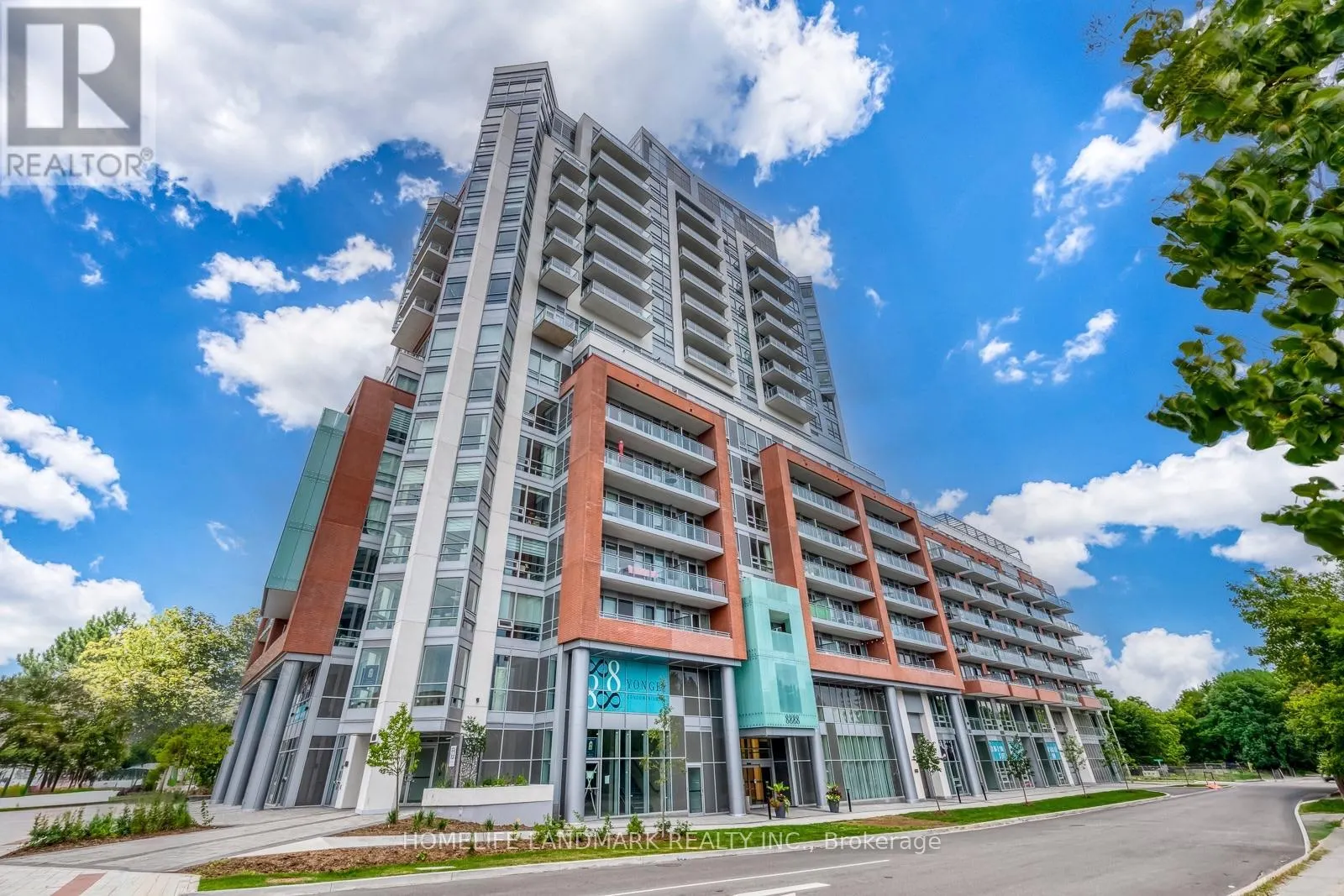 307 - 8888 YONGE STREET