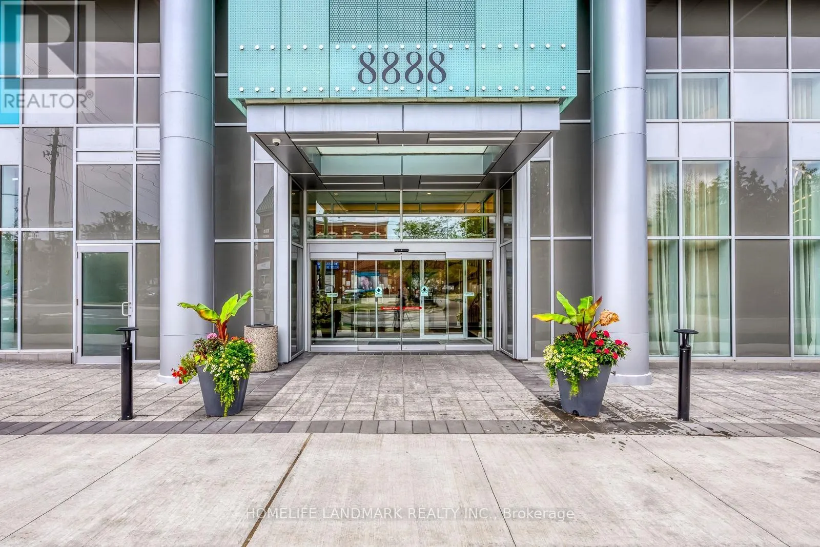 307 - 8888 YONGE STREET