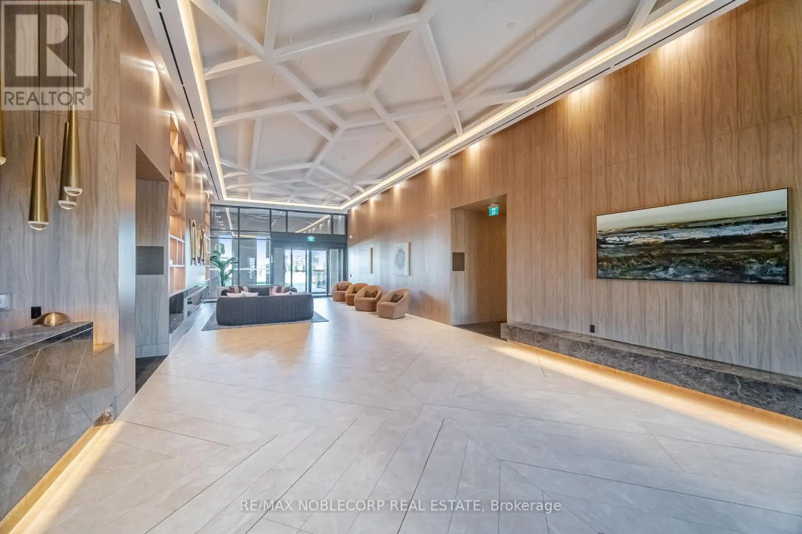 2501 - 5 MEADOWDALE ROAD