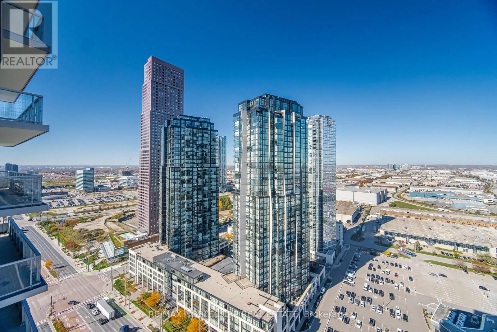 2501 - 5 MEADOWDALE ROAD