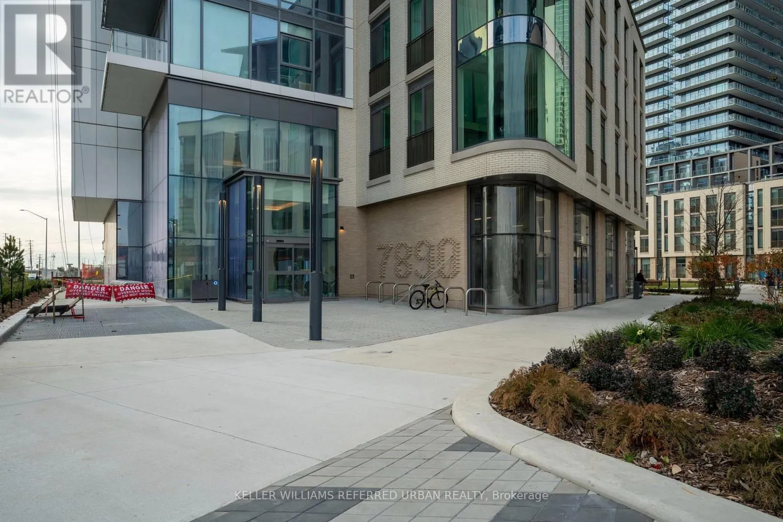 4510 - 7890 JANE STREET