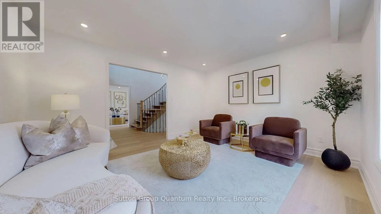 243 MURRAY DRIVE