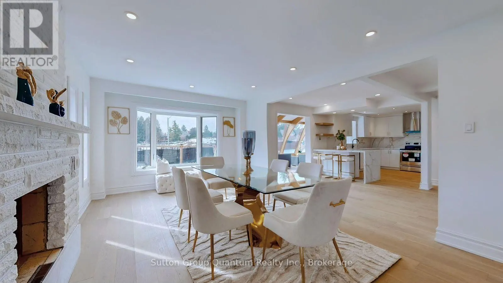 243 MURRAY DRIVE