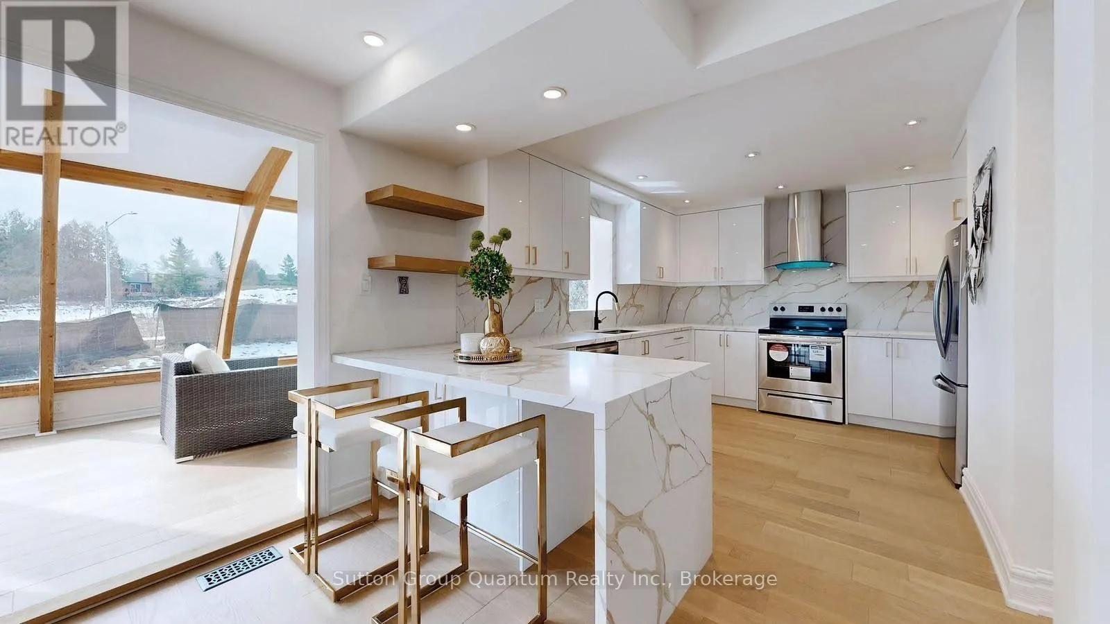 243 MURRAY DRIVE