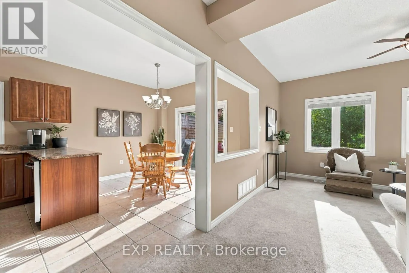 36 SALTZBURG CRESCENT