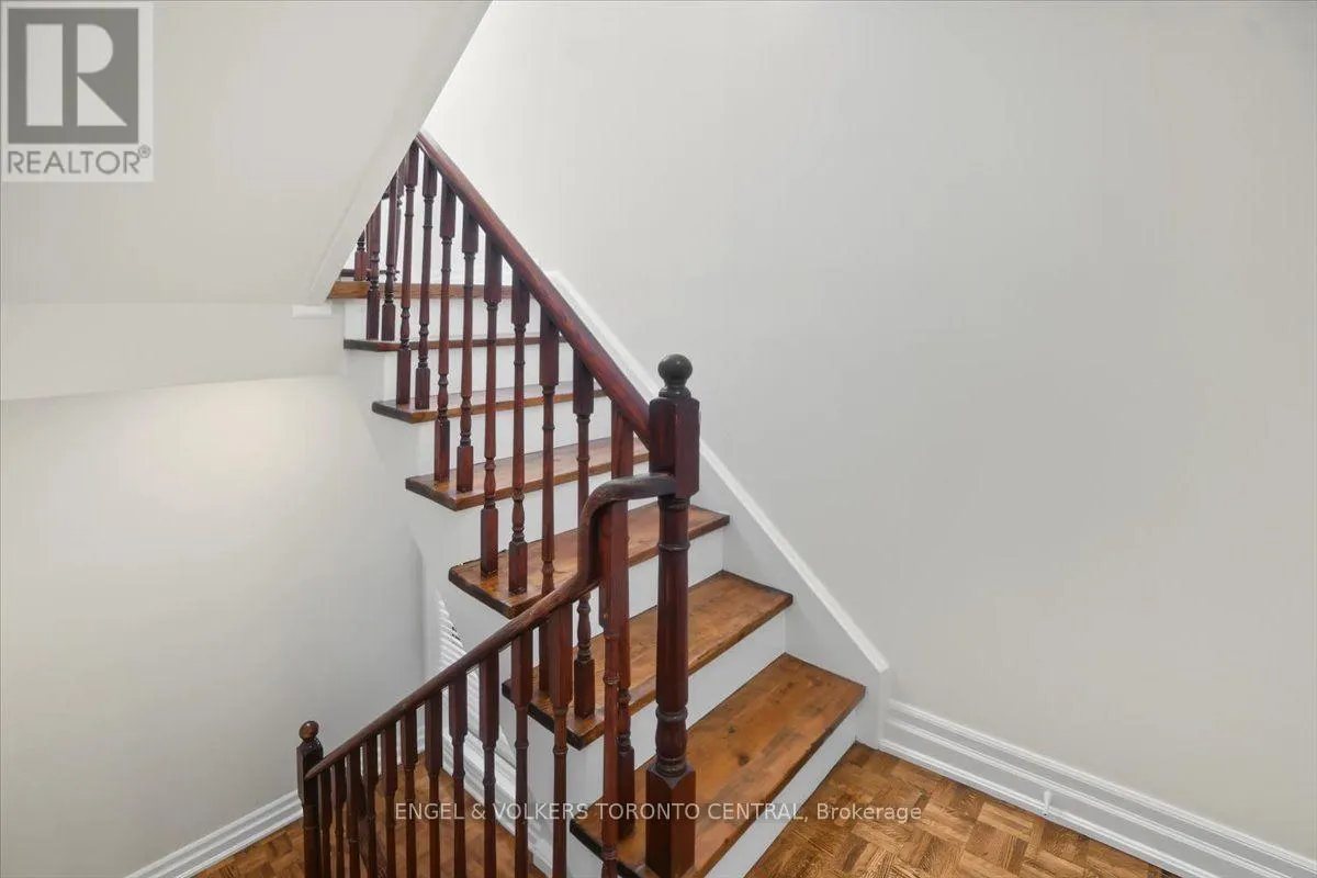 TH18 - 100 ARBORS LANE
