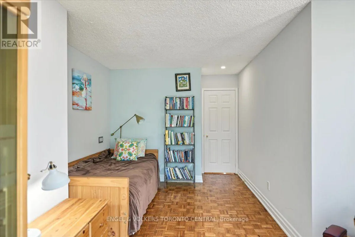 TH18 - 100 ARBORS LANE