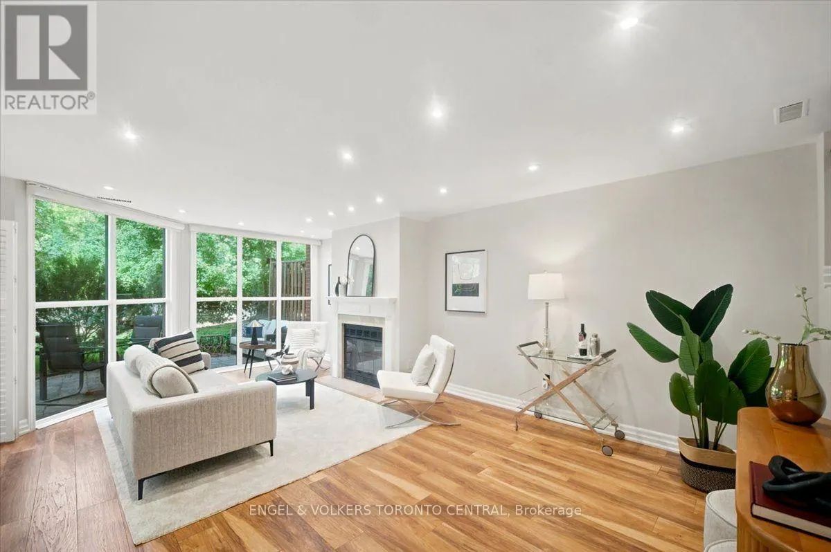 TH18 - 100 ARBORS LANE