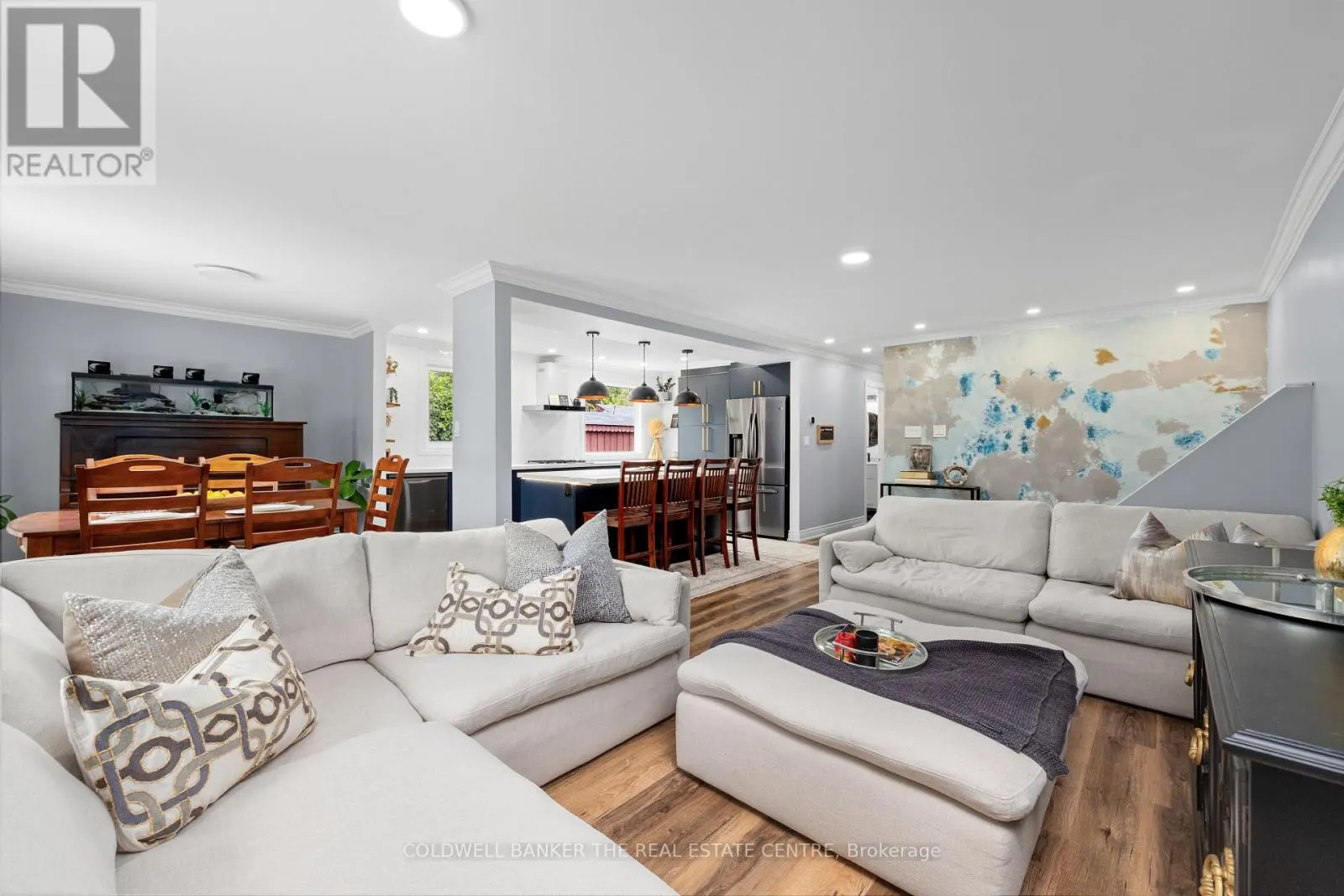 3211 COWAN AVENUE