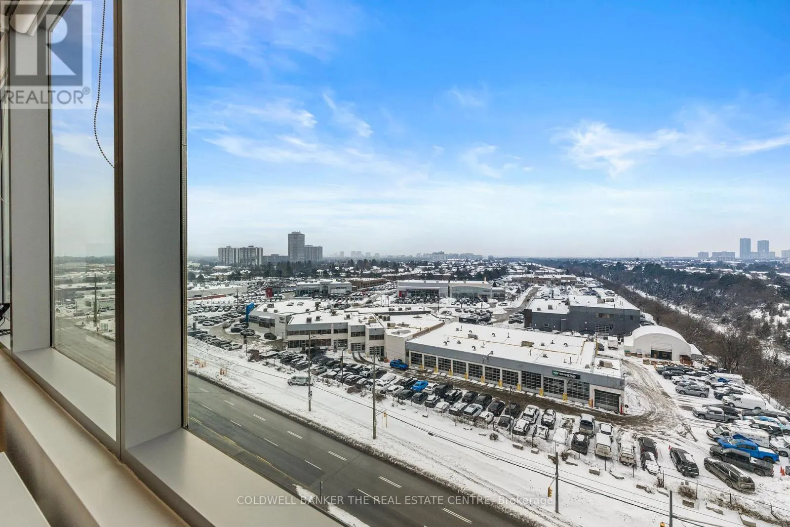 812 - 7191 YONGE STREET