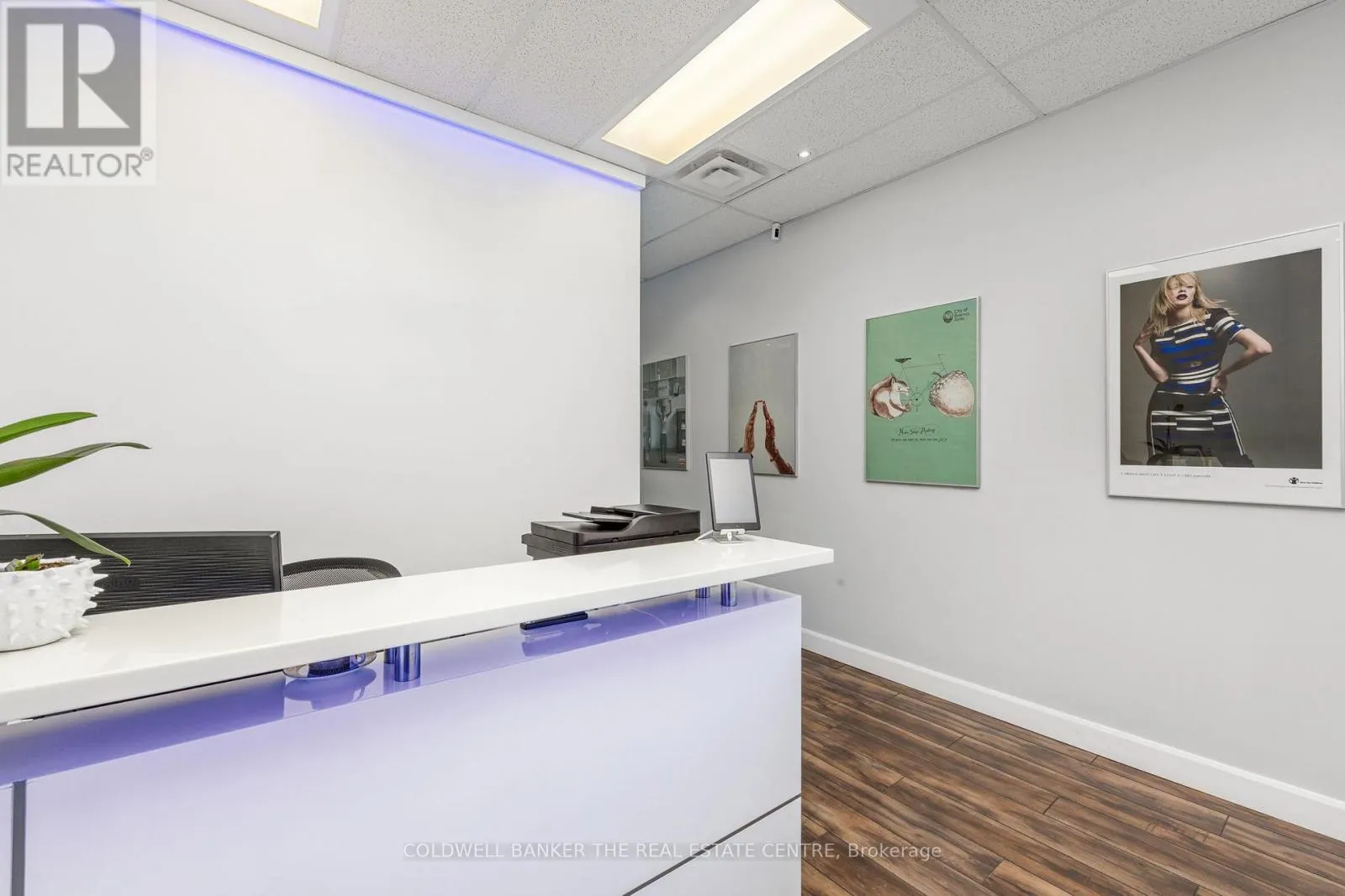 812 - 7191 YONGE STREET