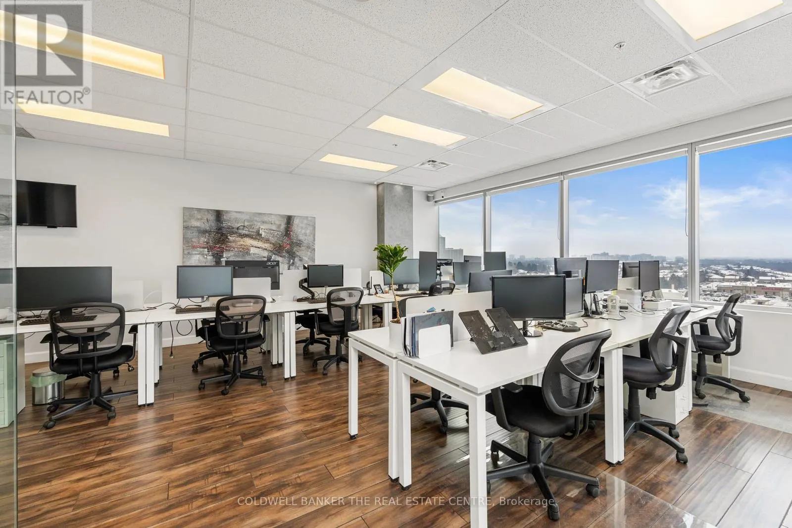 812 - 7191 YONGE STREET