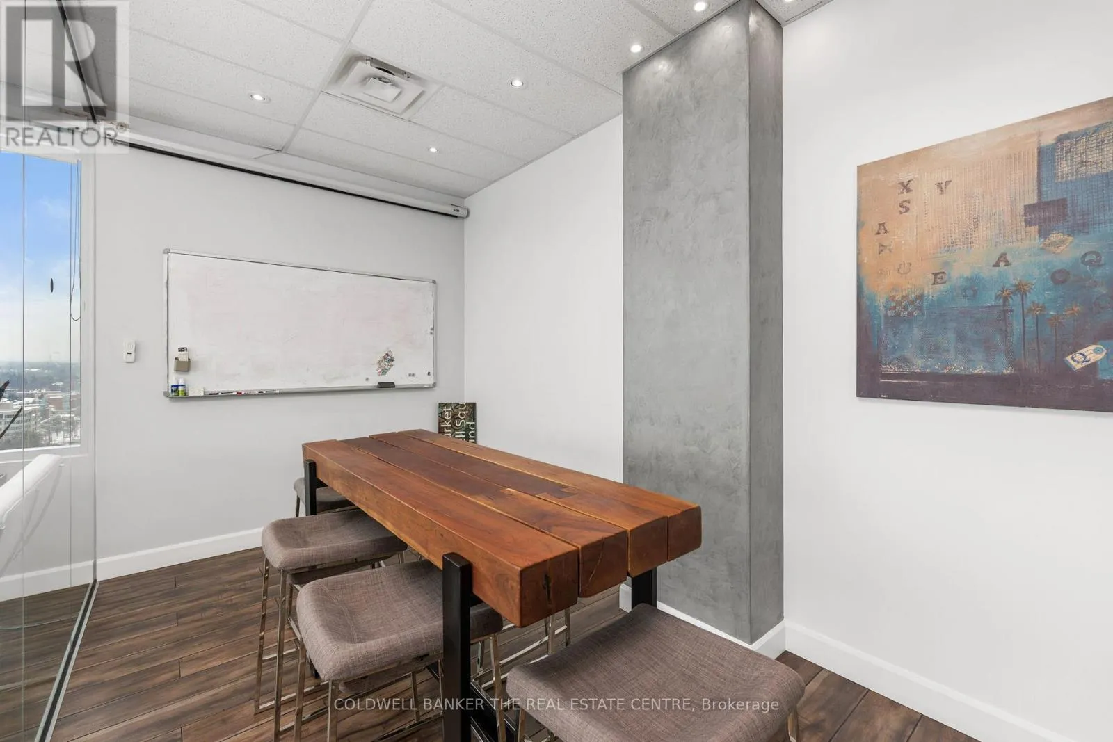 812 - 7191 YONGE STREET