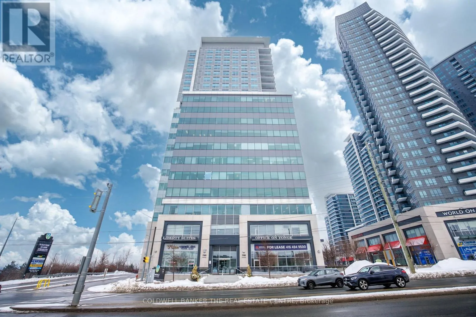 812 - 7191 YONGE STREET