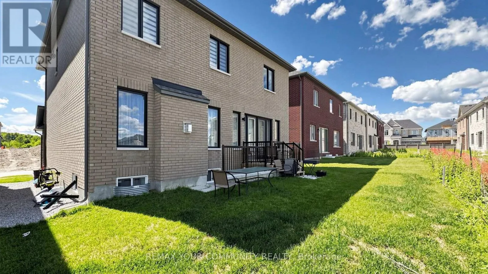 9 BACKHOUSE DRIVE