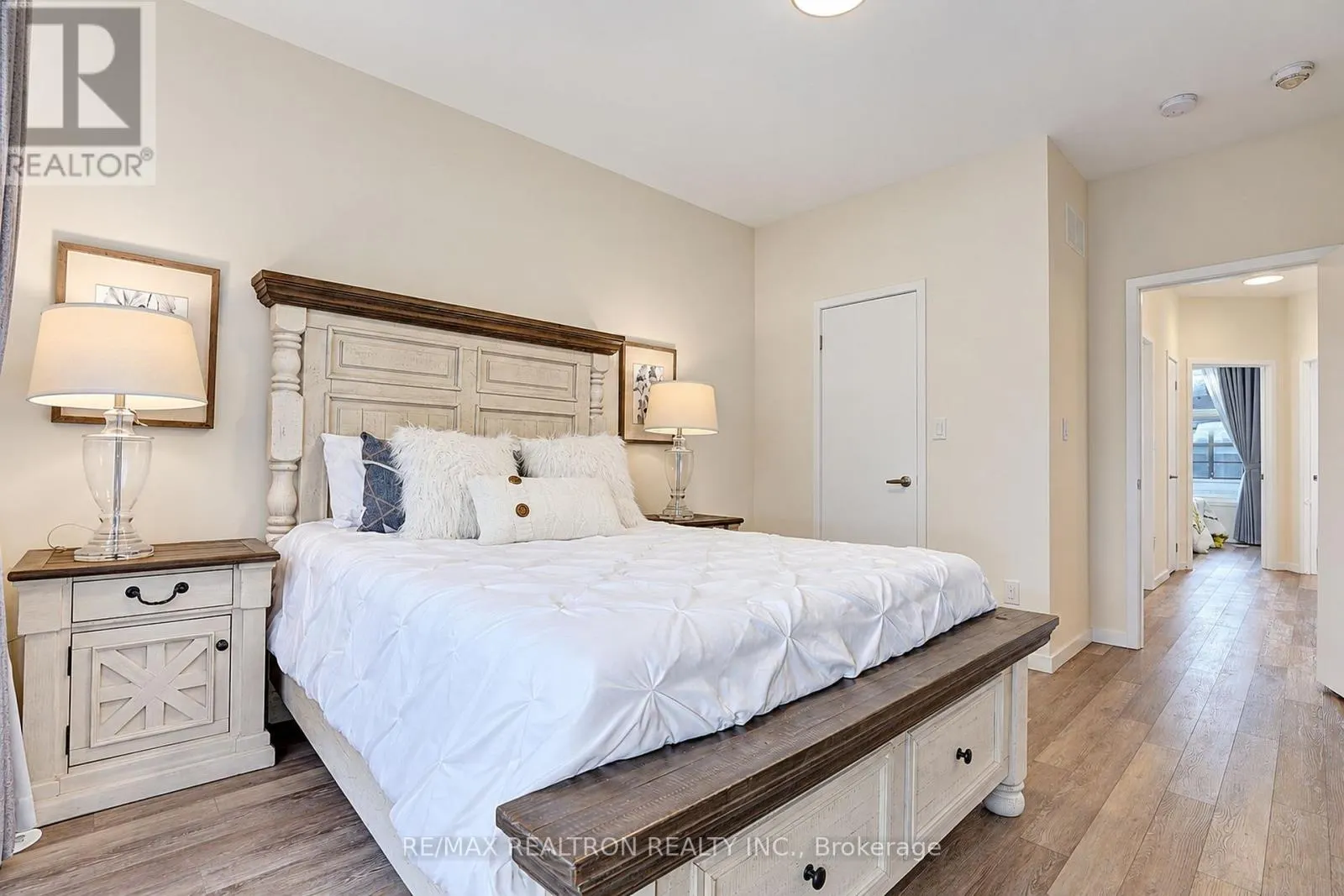 57 ARMILLO PLACE