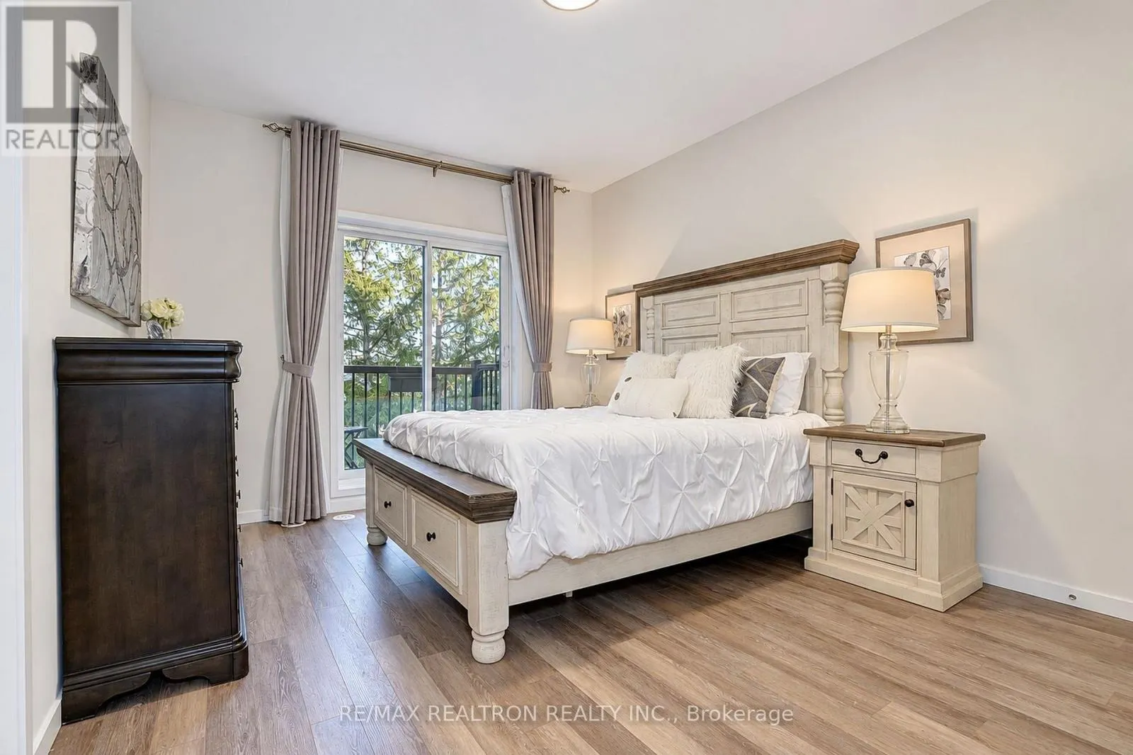 57 ARMILLO PLACE